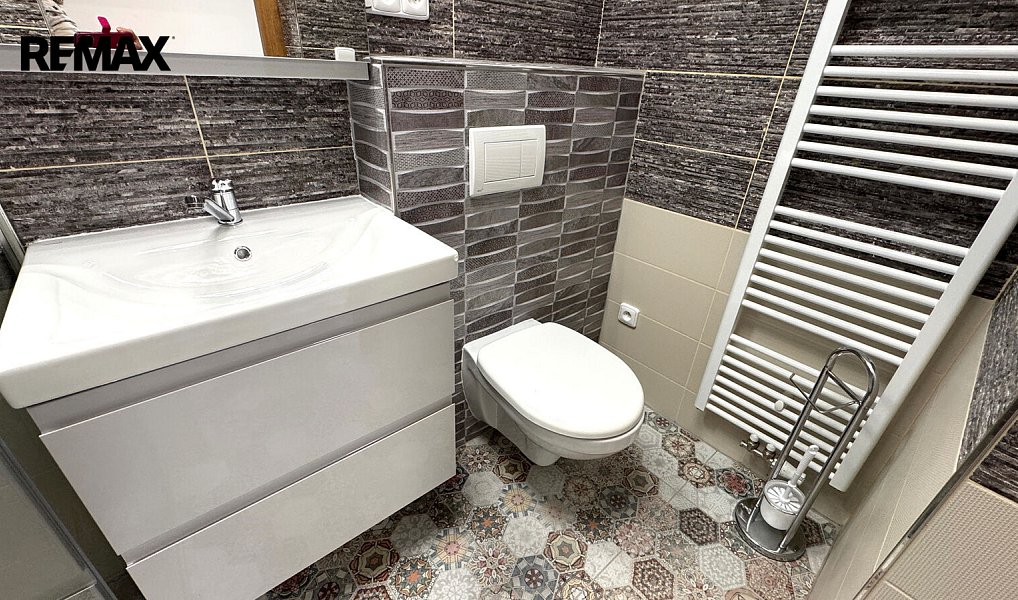 Pronájem bytu 1+kk 28 m², Břeclav – náhled fotky 4