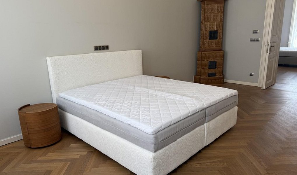 Pronájem bytu 3+1 154 m², Praha – náhled fotky 13