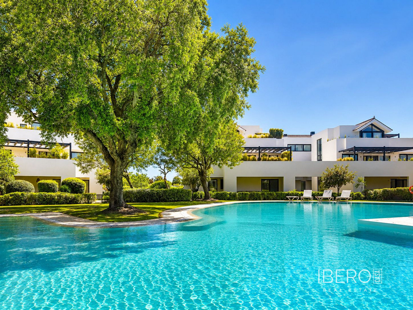 Piso 5+kk – San Roque, Sotogrande - Vista 3