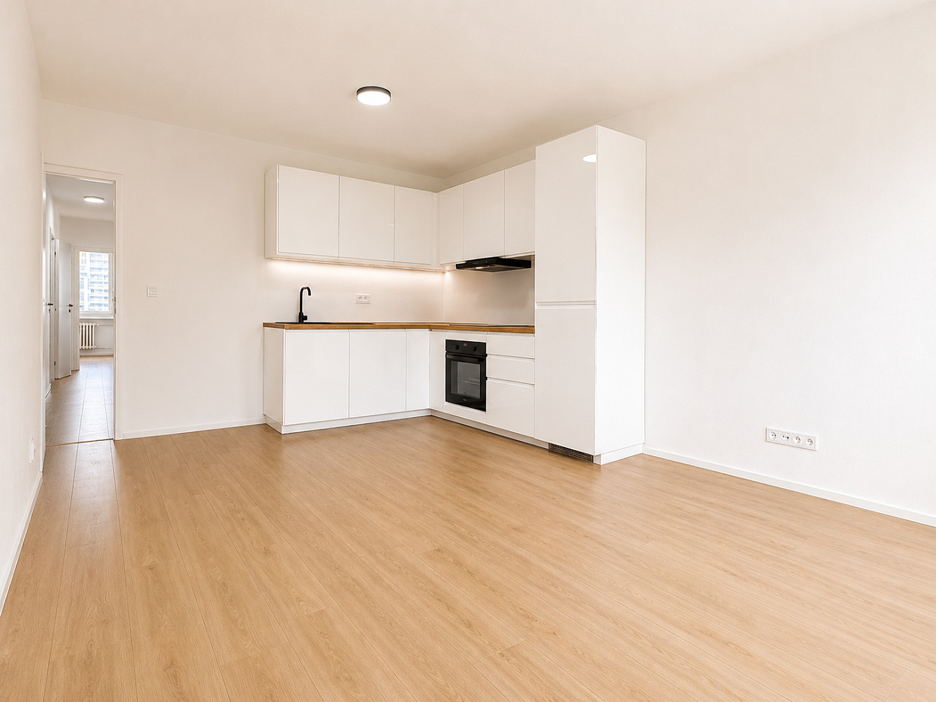 Prodej bytu 4+kk 76 m² — photo 4