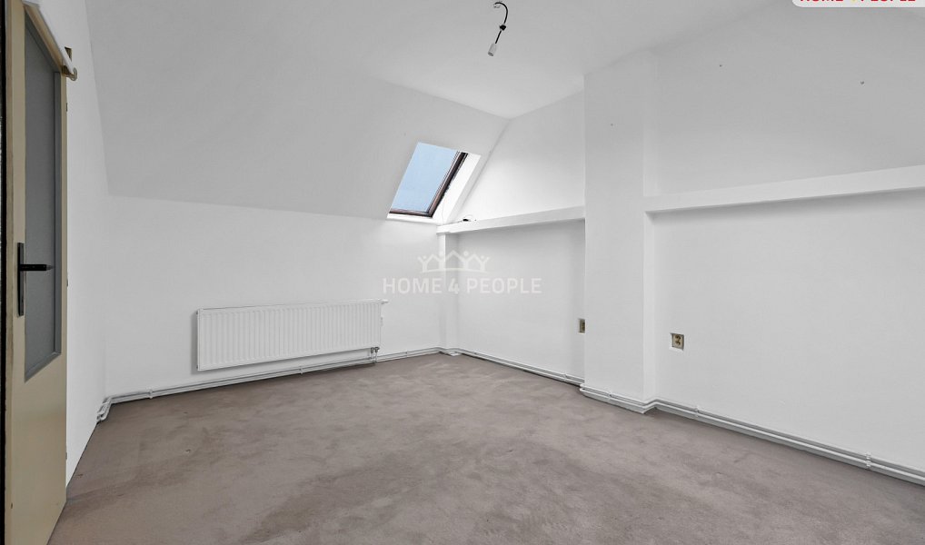 Prodej domu 133 m² s pozemkem 1 126 m², Zlonice – náhled fotky 19