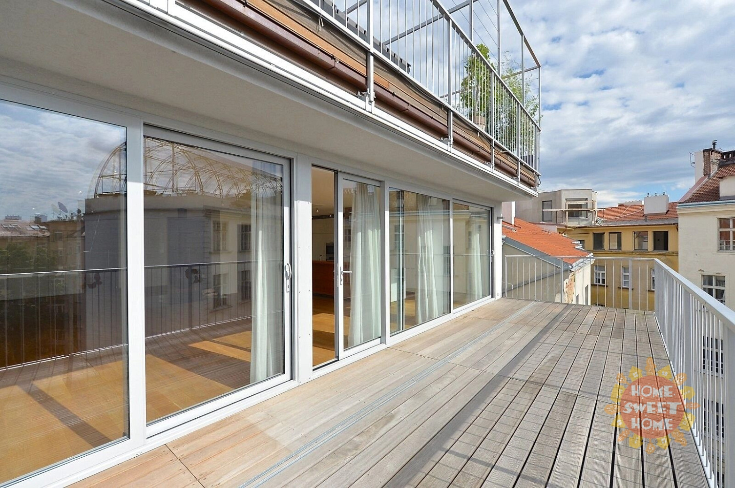 Pronájem bytu 4+kk 175 m²