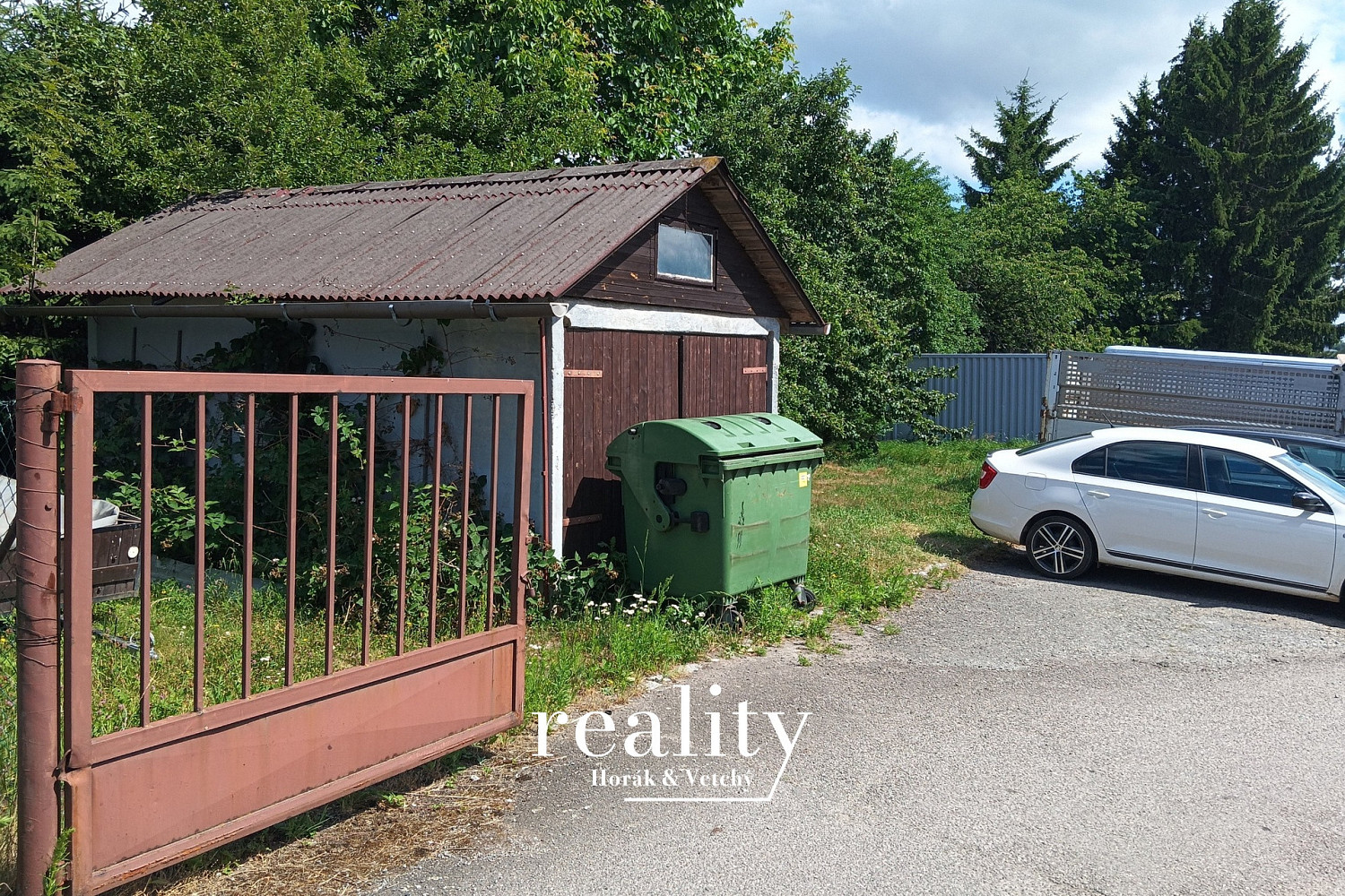 Prodej komerčního pozemku 501 m² — photo 2