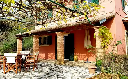 Prodej domu 110 m² s pozemkem 4 000 m², Korfu, Jónské Ostrovy, Řecko