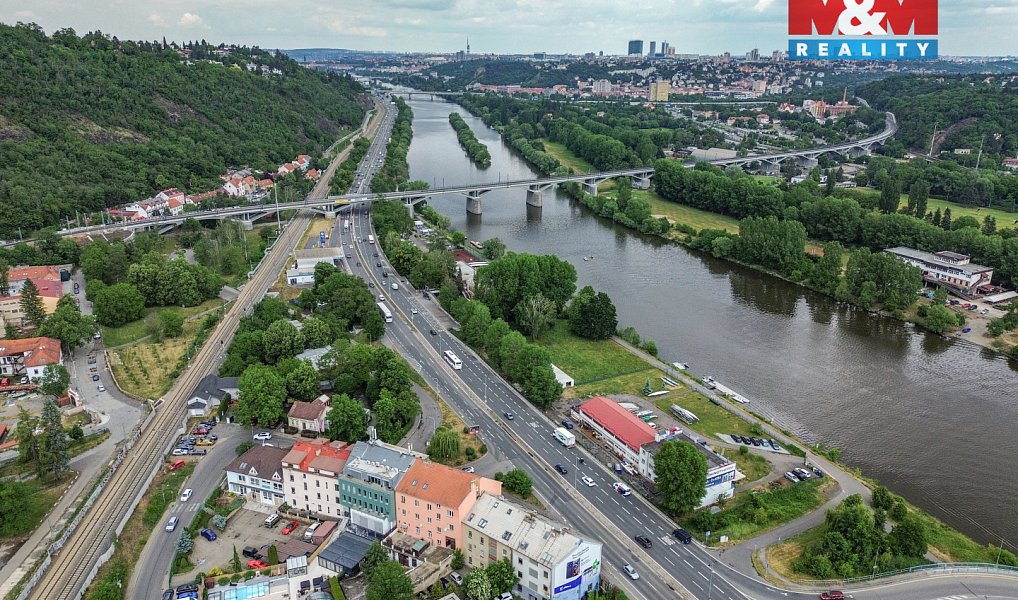 Prodej nájemního domu, činžáku 560 m², Praha – náhled fotky 28