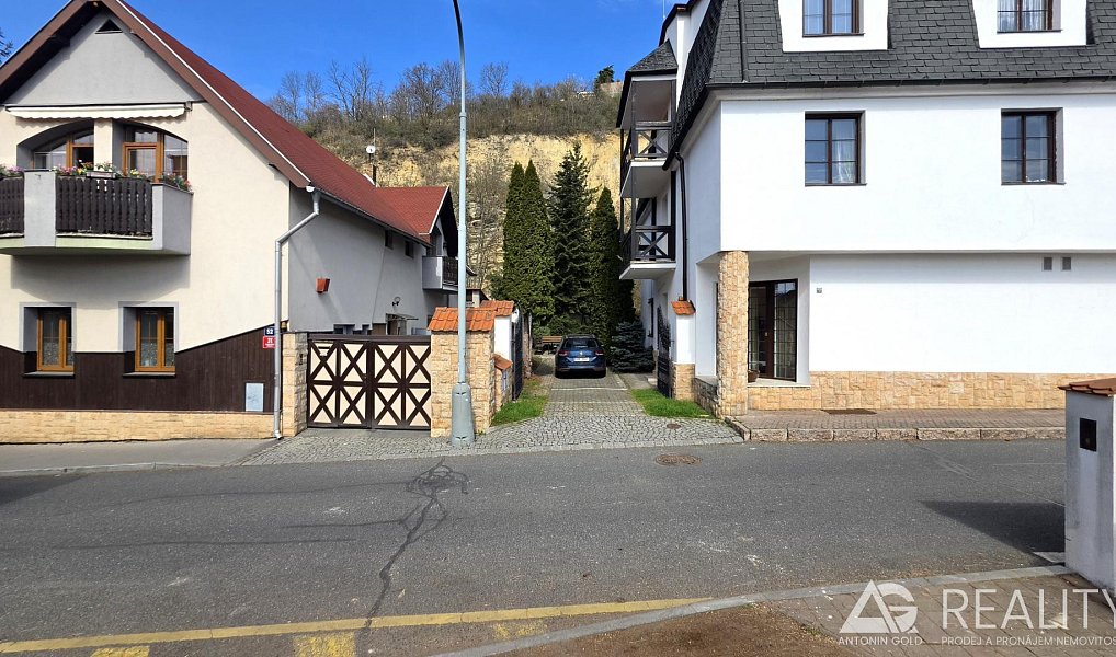 Prodej bytu 3+kk 88 m², Praha – náhled fotky 8