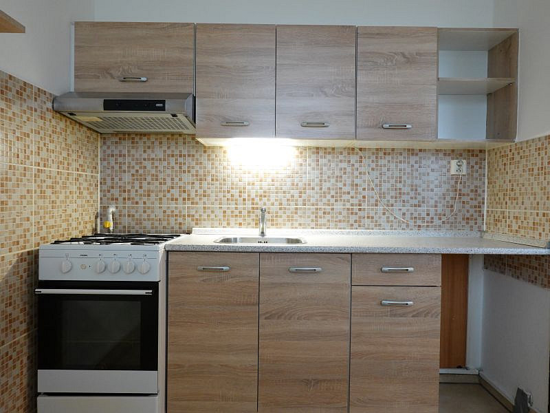 Pronájem bytu 2+1 43 m² — photo 2
