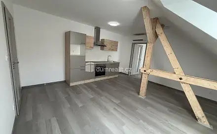 Pronájem bytu 2+kk 48 m², Čemínská, Město Touškov, okres Plzeň-sever