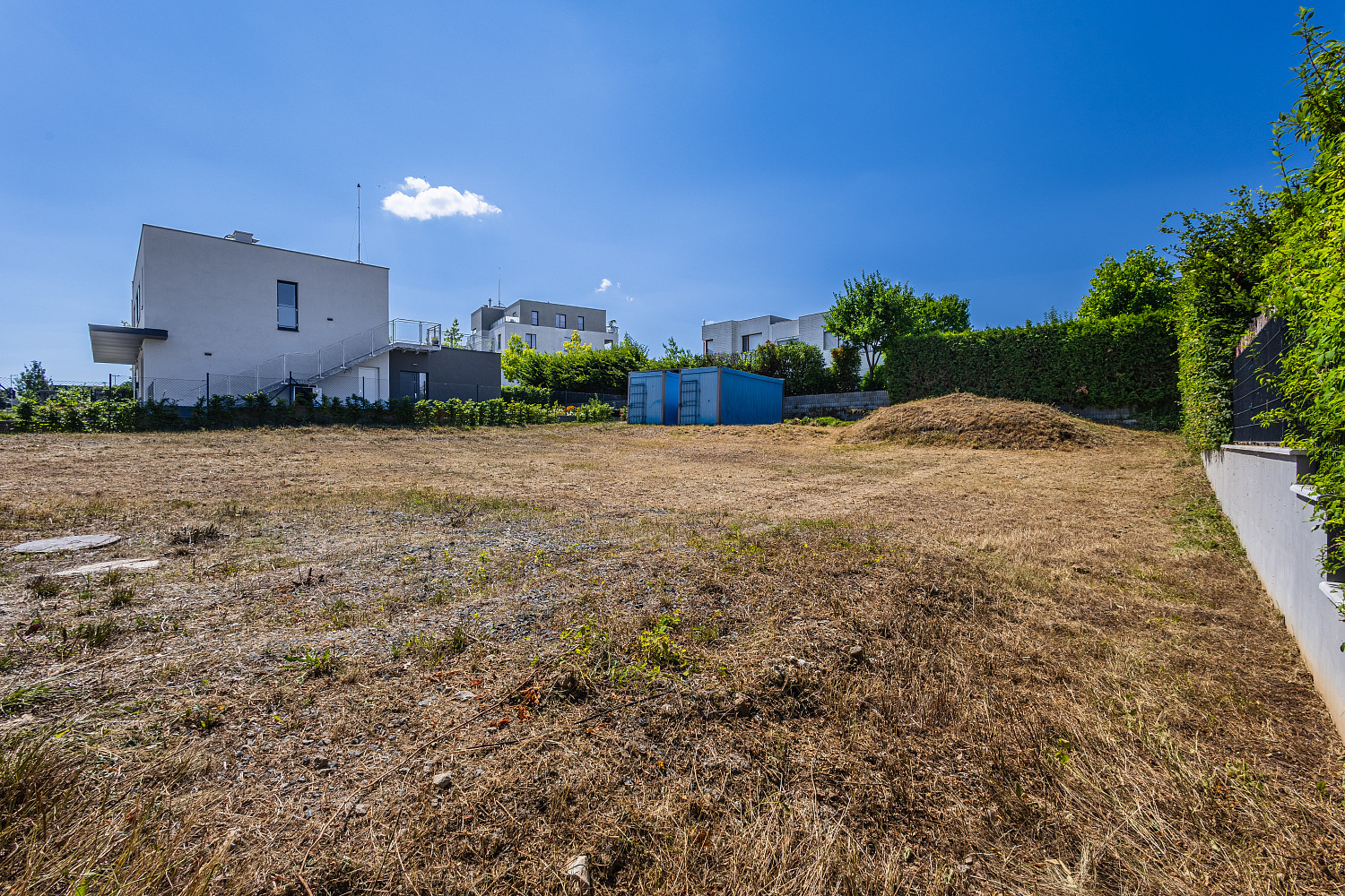 Prodej stavebního pozemku 826 m² – fotografie 2