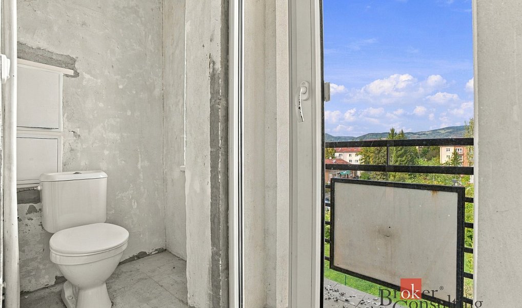 Prodej bytu 2+1 63 m², Ostrov – náhled fotky 15