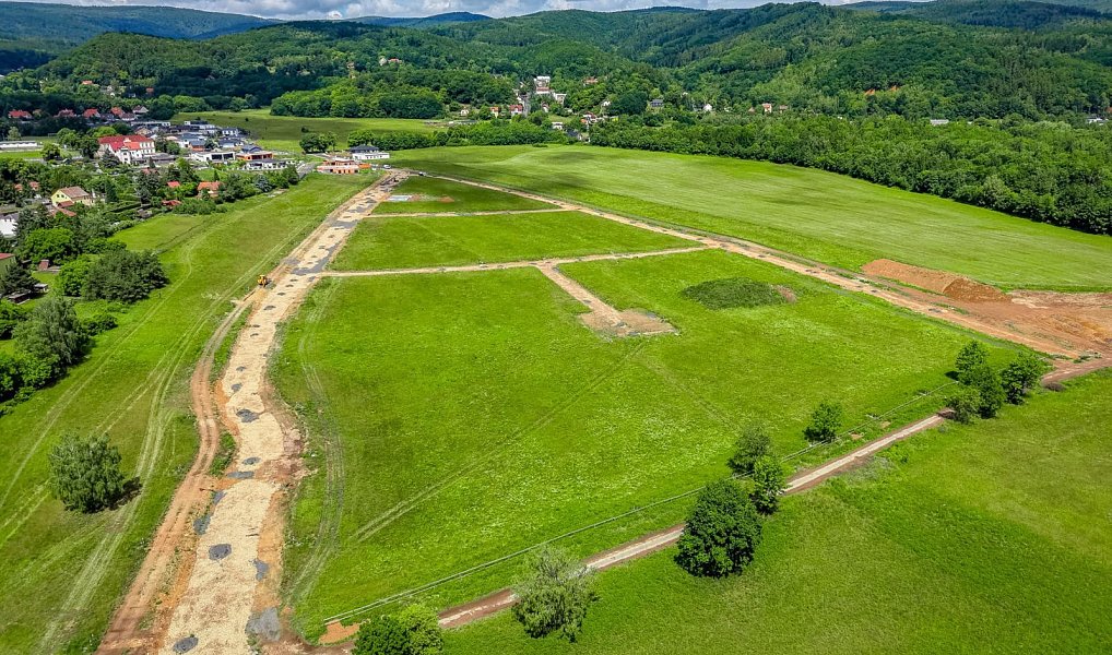 Prodej stavebního pozemku 871 m², Dubí – náhled fotky 31