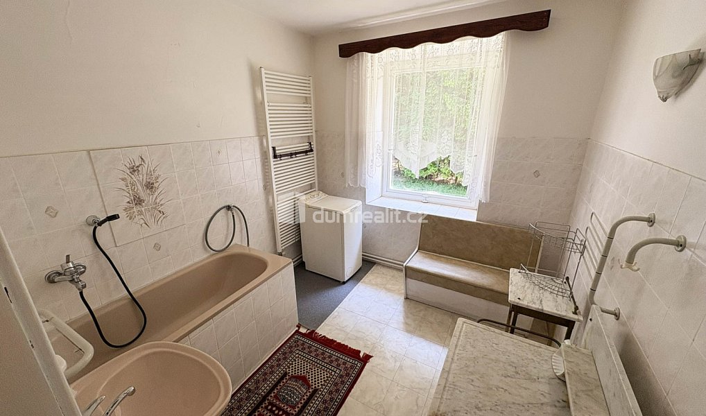 Prodej domu 505 m² s pozemkem 4 038 m², Zvěstov – náhled fotky 29