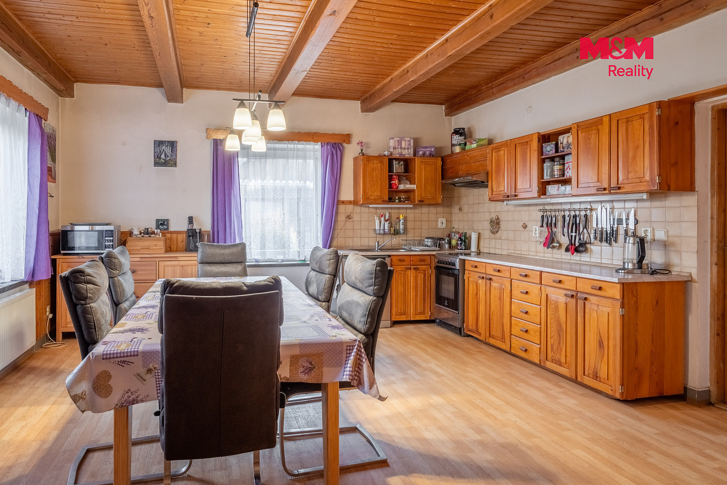Prodej domu 273 m² s pozemkem 2 829 m² — photo 2