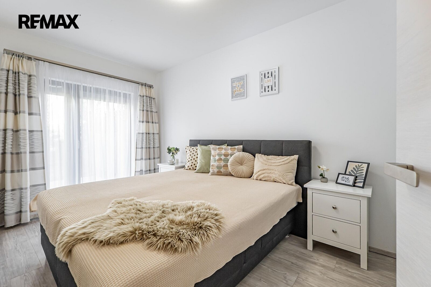Pronájem bytu 2+kk 48 m² – fotografie 4