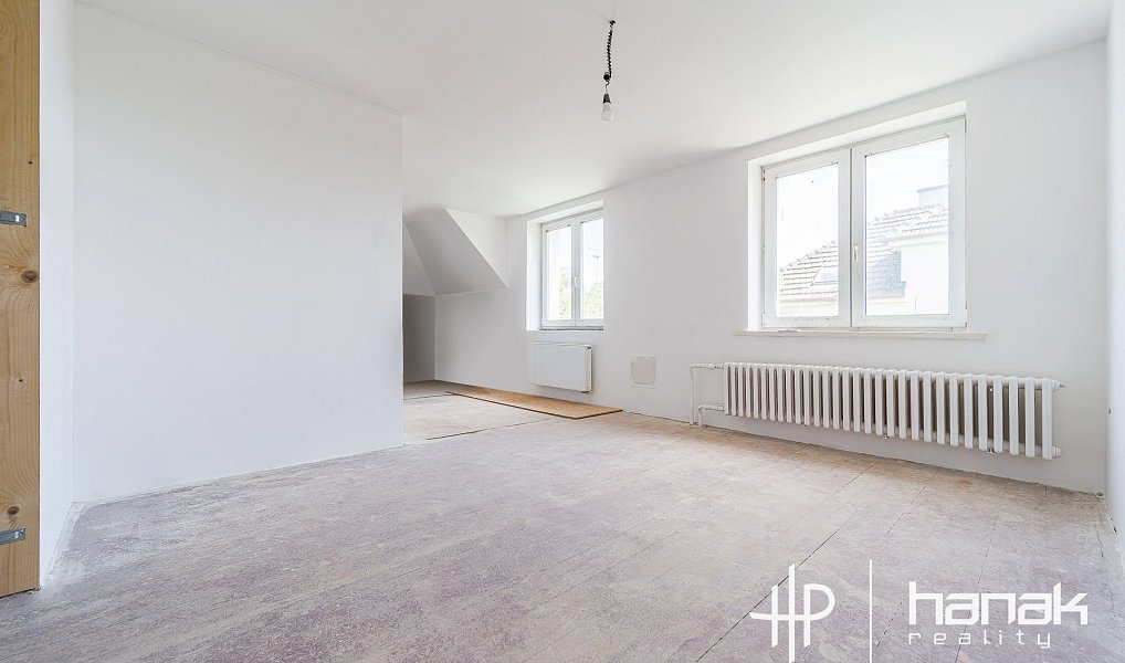 Prodej domu 253 m² s pozemkem 615 m², Hranice – náhled fotky 11