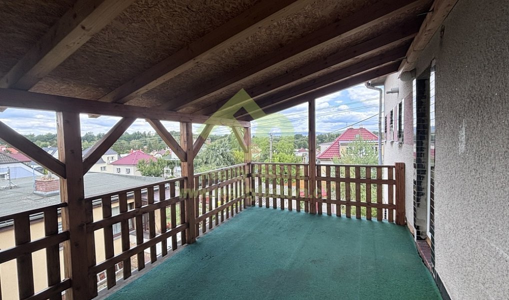 Prodej domu 228 m² s pozemkem 1 076 m², Rokycany – náhled fotky 12