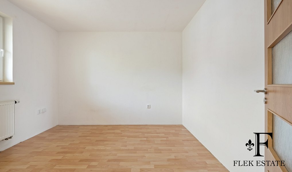 Prodej domu 180 m² s pozemkem 1 666 m², Tisová – náhled fotky 11