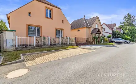 Prodej domu 134 m² s pozemkem 587 m², Na staré, Praha 5 - Lahovice, okres Praha