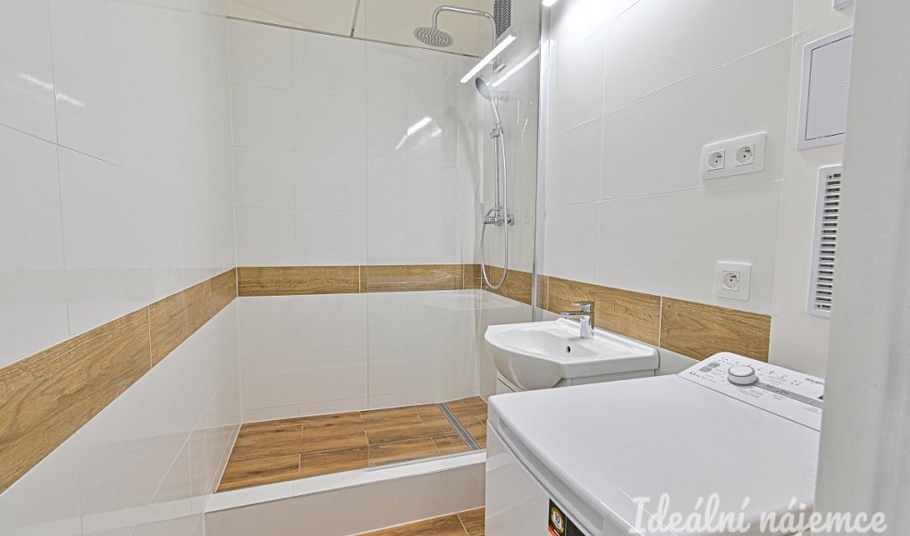 Pronájem bytu 3+1 68 m², Brno – náhled fotky 11