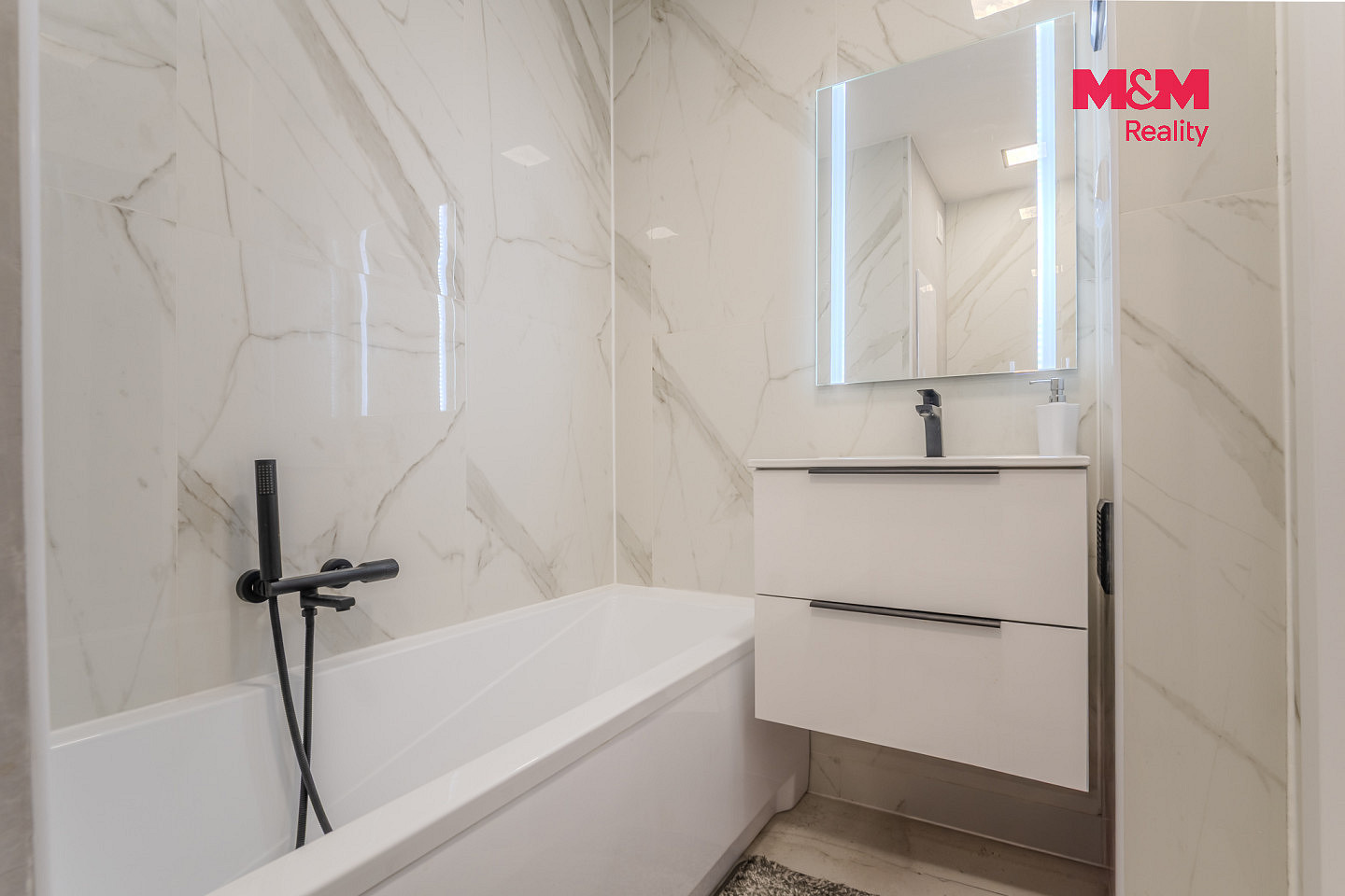 Prodej bytu 2+1 54 m² – fotografie 2