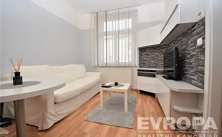 Pronájem bytu 2+kk 40 m²