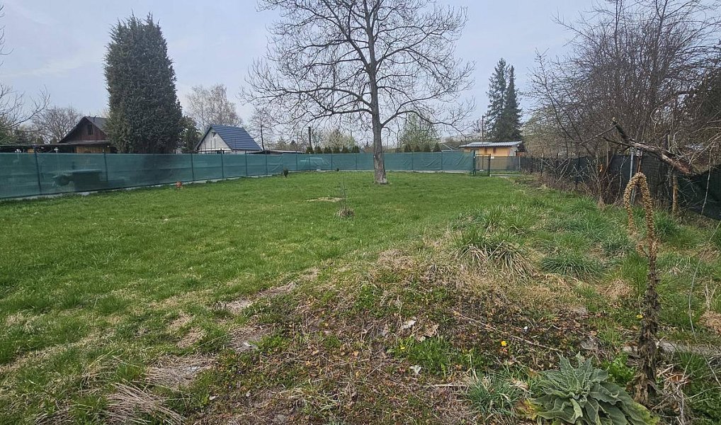 Prodej zahrady 802 m², Karviná – náhled fotky 2