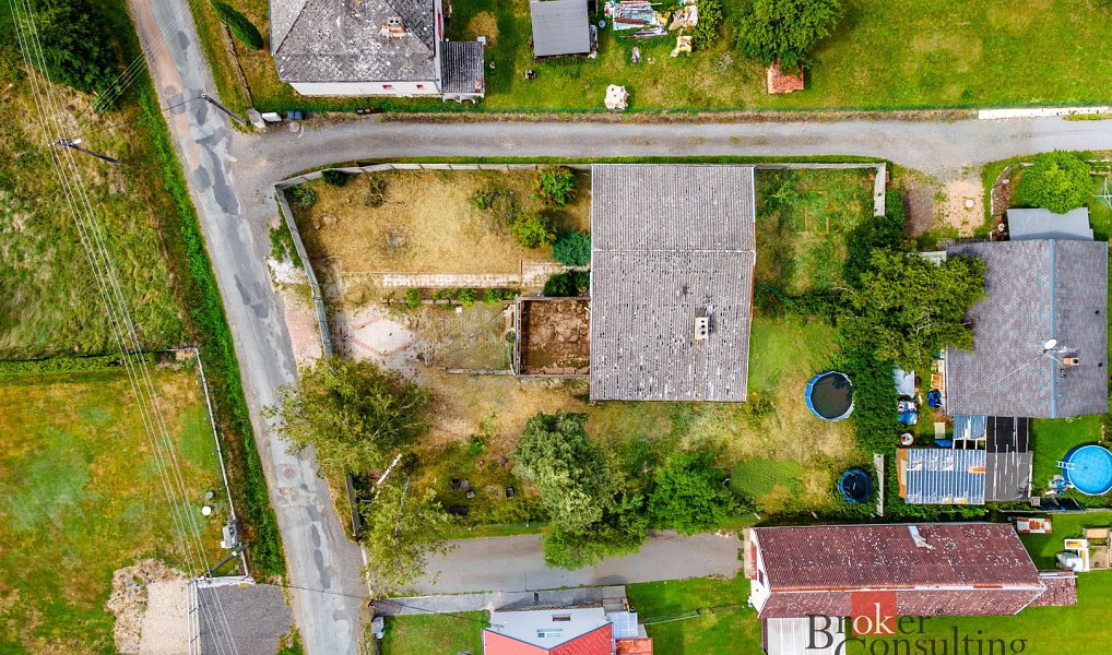 Prodej domu 263 m² s pozemkem 895 m², Mirošov – náhled fotky 7