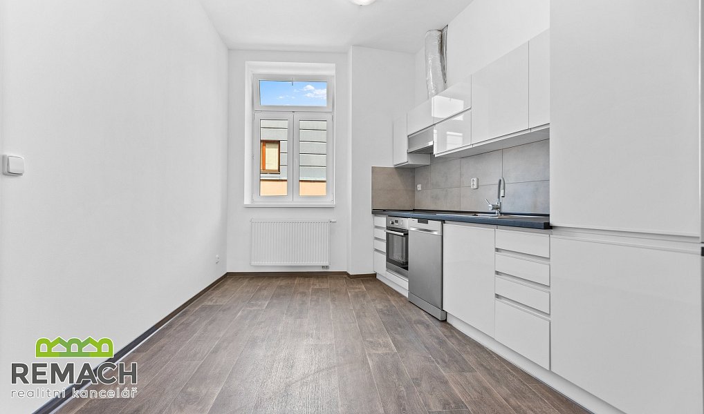 Pronájem bytu 1+1 42 m², Náchod – náhled fotky 5