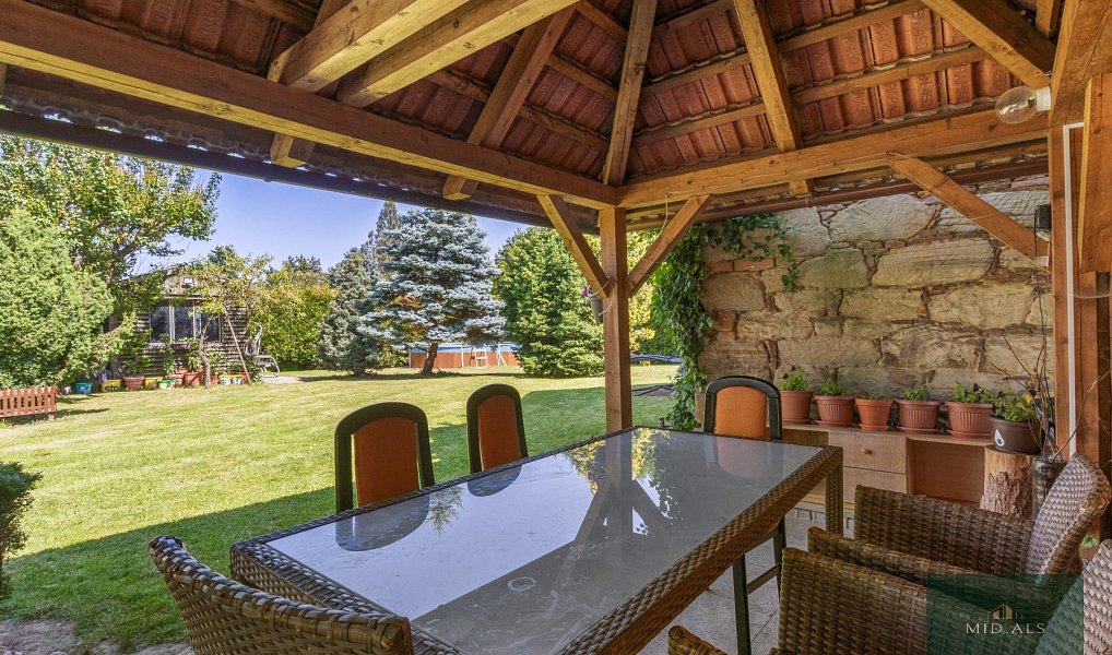 Prodej domu 200 m² s pozemkem 1 164 m², Nevřeň – náhled fotky 2