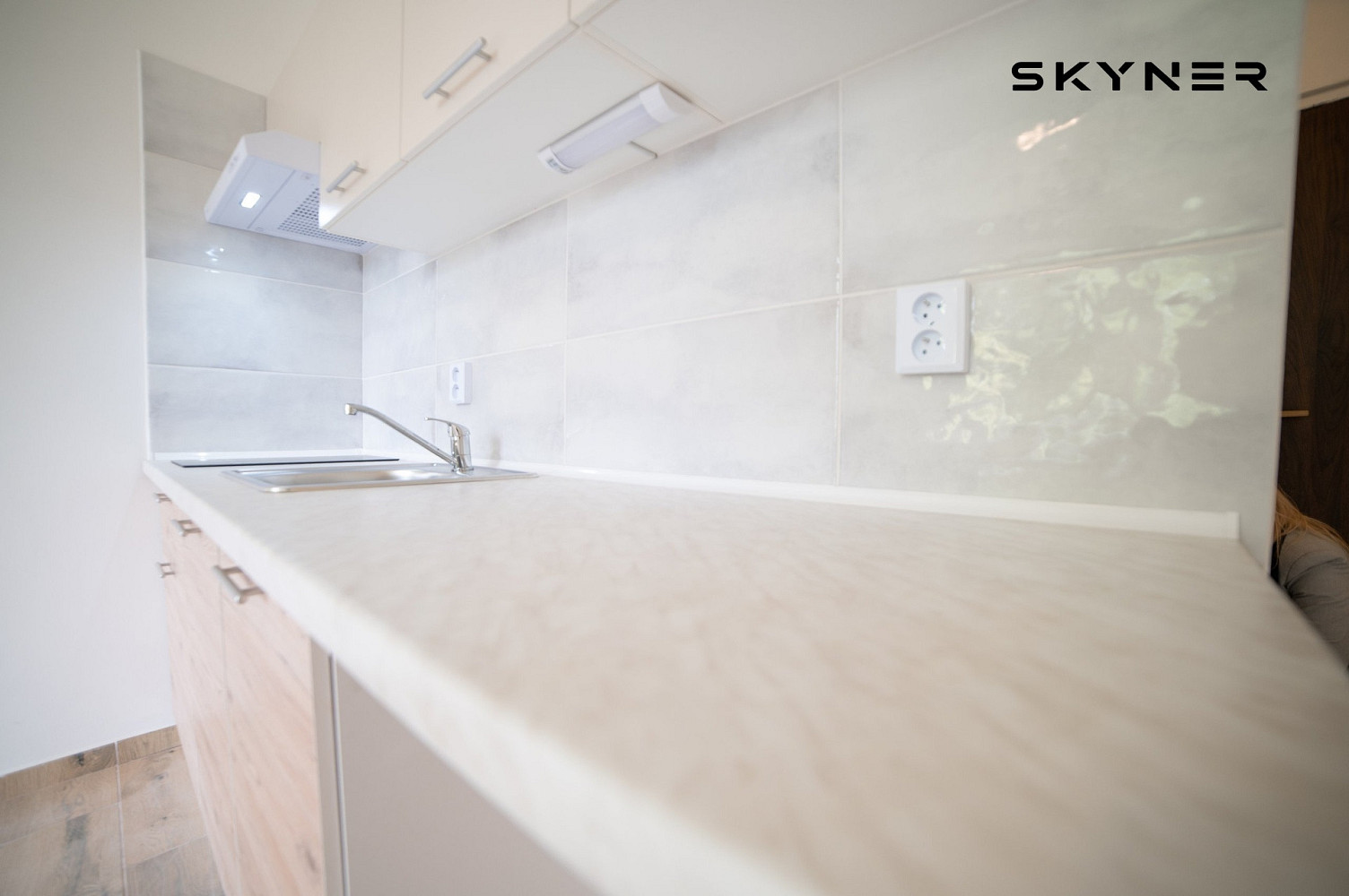 Pronájem bytu 1+kk 21 m² – fotografie 3