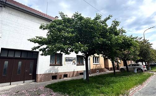 Prodej domu 180 m² s pozemkem 391 m², K. H. Máchy, Otrokovice - Kvítkovice, okres Zlín