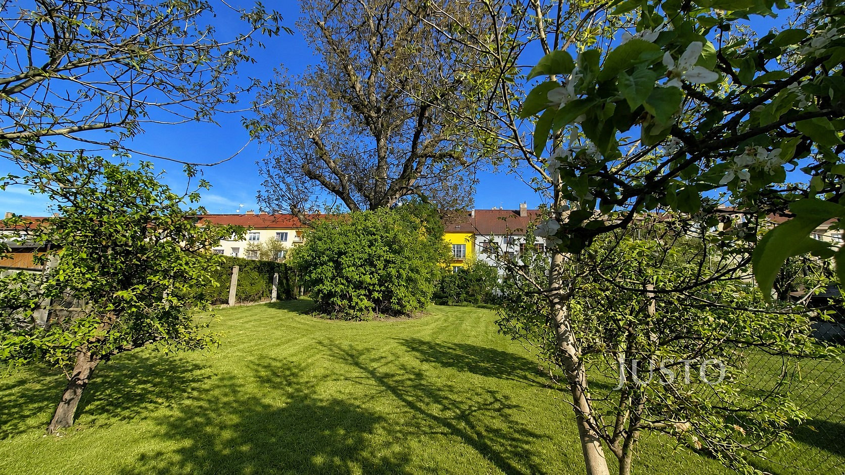 Prodej domu 454 m² s pozemkem 1 145 m² – fotografie 2
