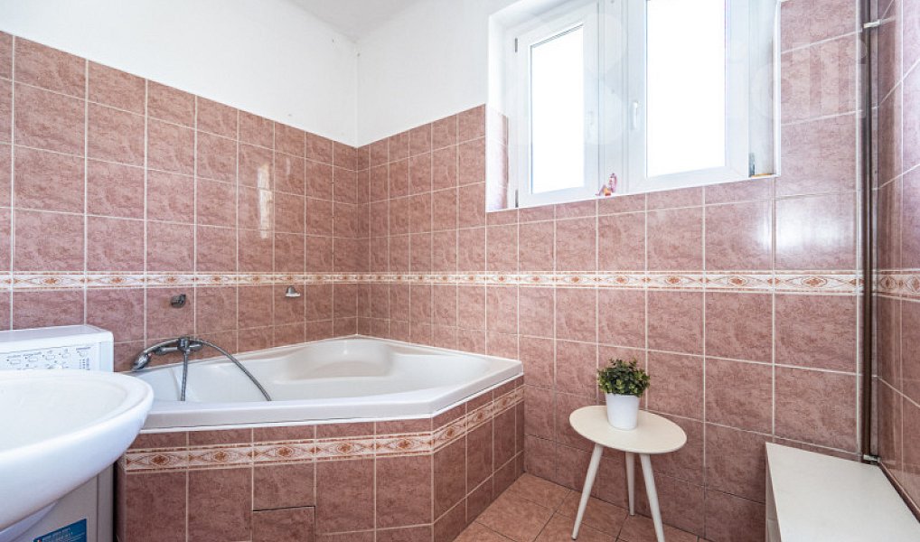 Pronájem bytu 2+kk 46 m², Beroun – náhled fotky 12