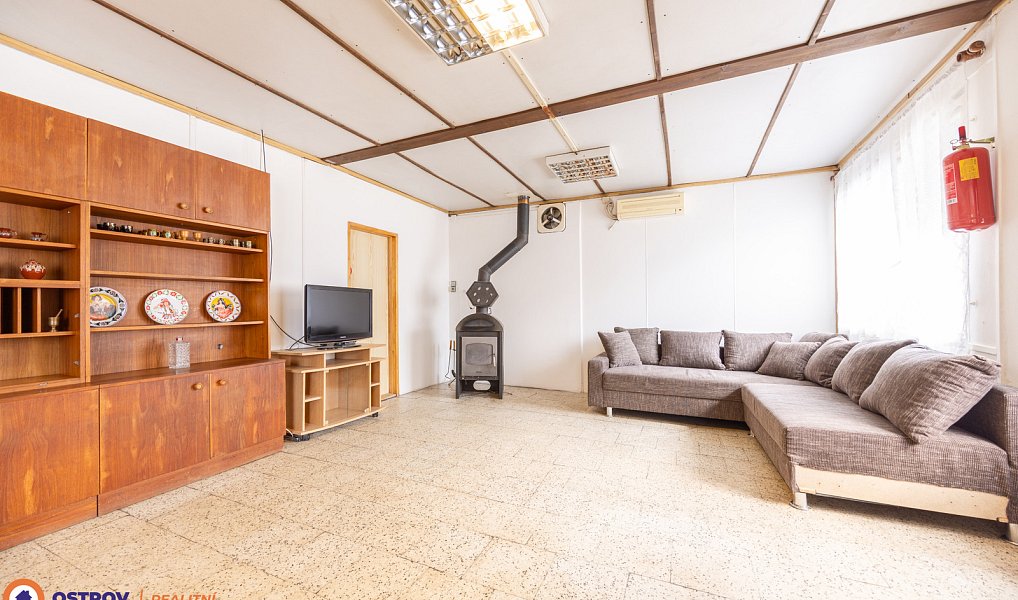 Prodej obchodních prostor 86 m², Jedlí – náhled fotky 2
