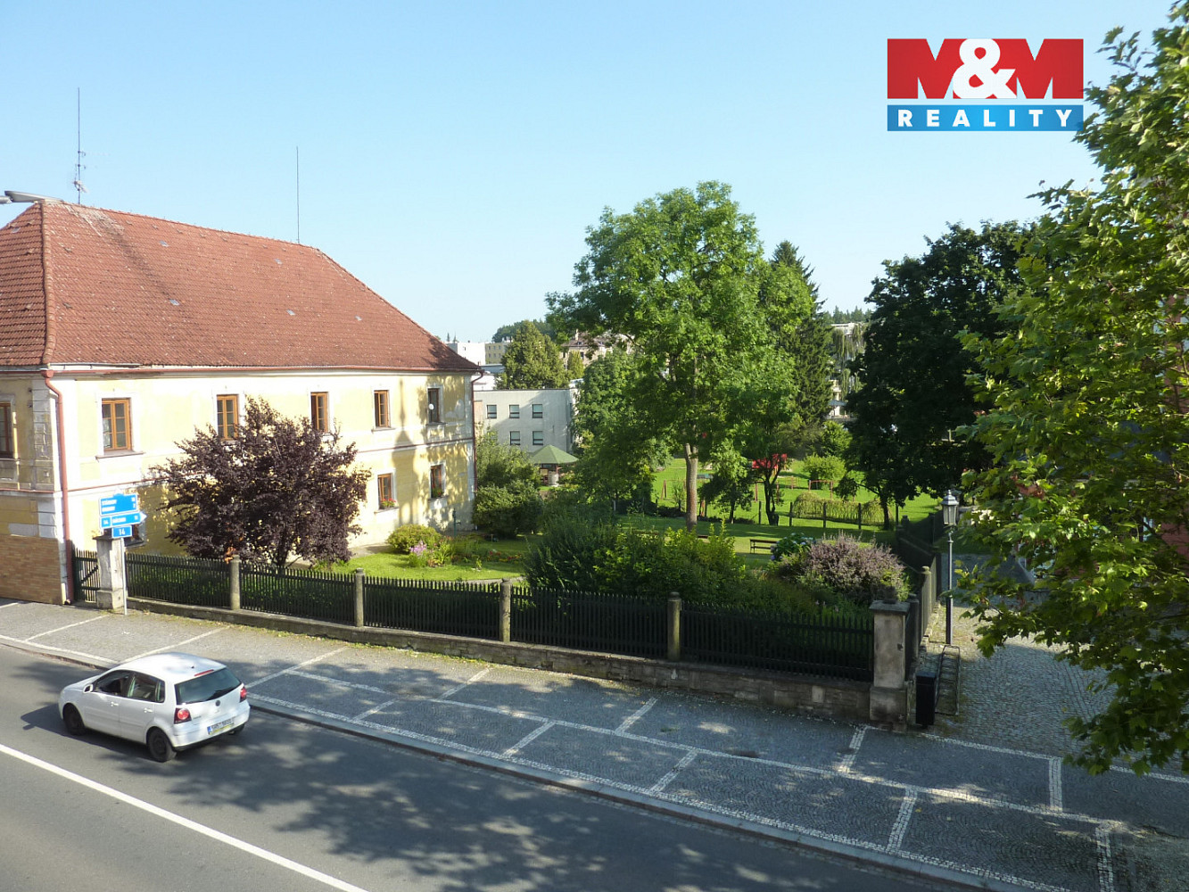 Prodej obchodních prostor 239 m² — photo 3