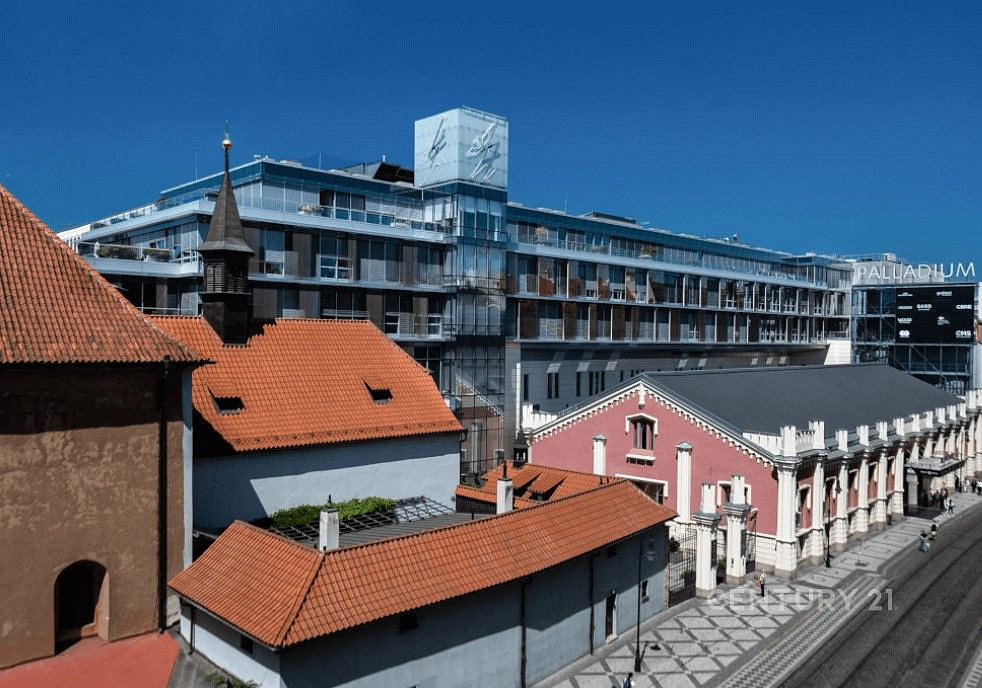 Pronájem kanceláře 653 m²