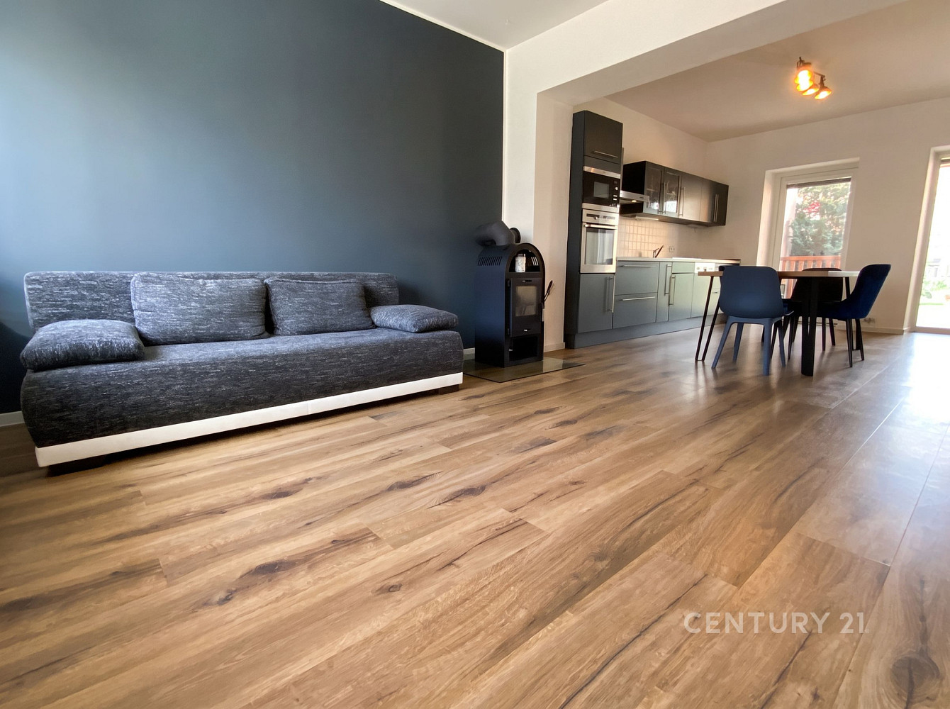 PRONÁJEM DOMU 4+KK, 110 m², S GARÁŽÍ, KRYTOU TERASOU A ZAHRADOU, PROSTĚJOV