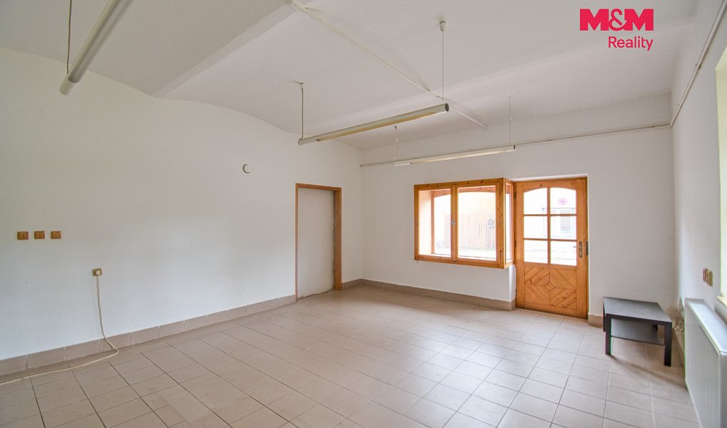 Prodej komerčního objektu (jiného typu) 308 m², Příbor – náhled fotky 3