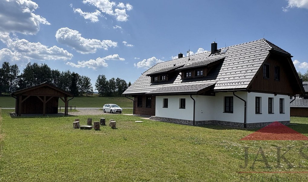 Prodej domu 239 m² s pozemkem 2 125 m², Srní – náhled fotky 30