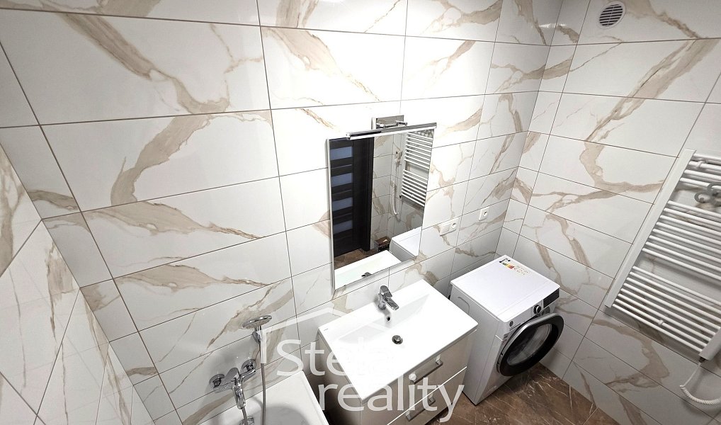 Pronájem bytu 2+1 56 m², Bruntál – náhled fotky 4
