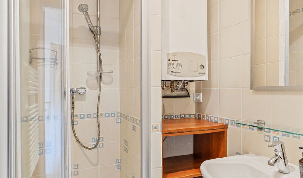 Pronájem bytu 5+1 160 m², Praha – náhled fotky 25
