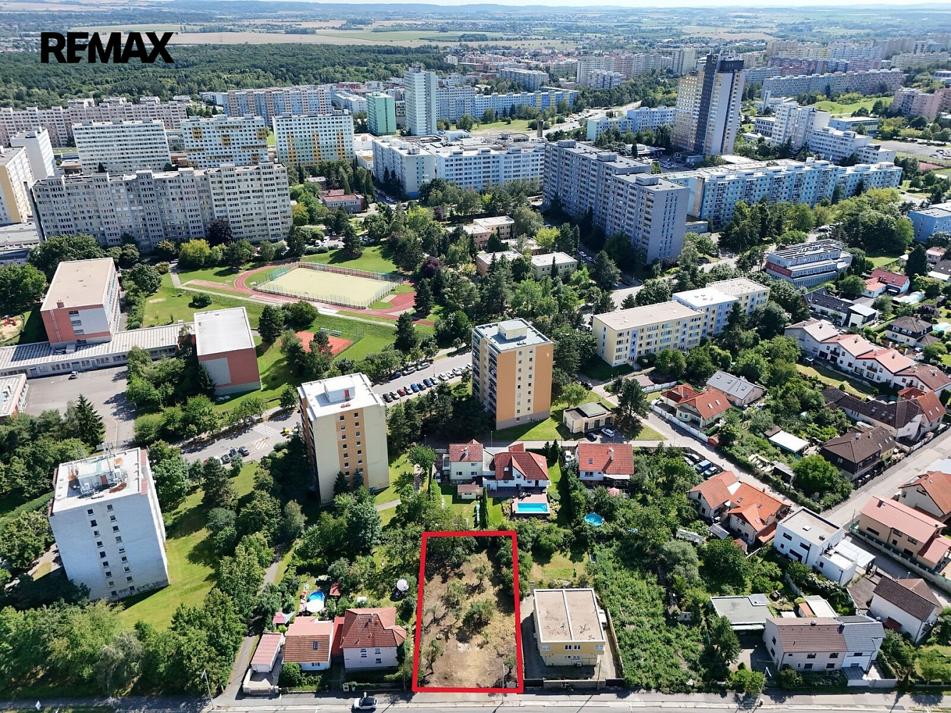 Prodej stavebního pozemku 815 m² – fotografie 4