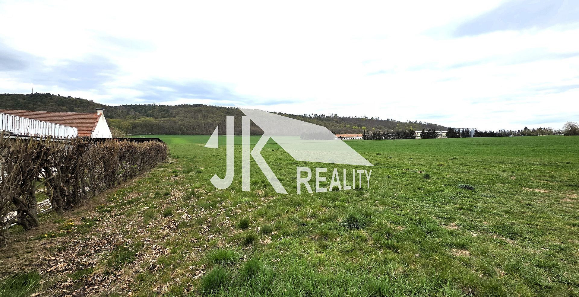 Prodej stavebního pozemku 1 981 m²