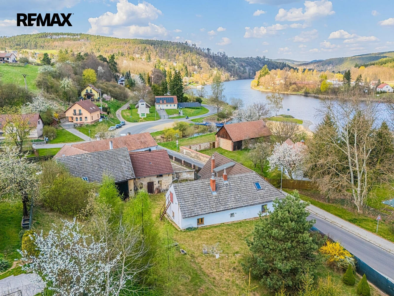 Prodej domu 363 m² s pozemkem 1 345 m² – fotografie 4