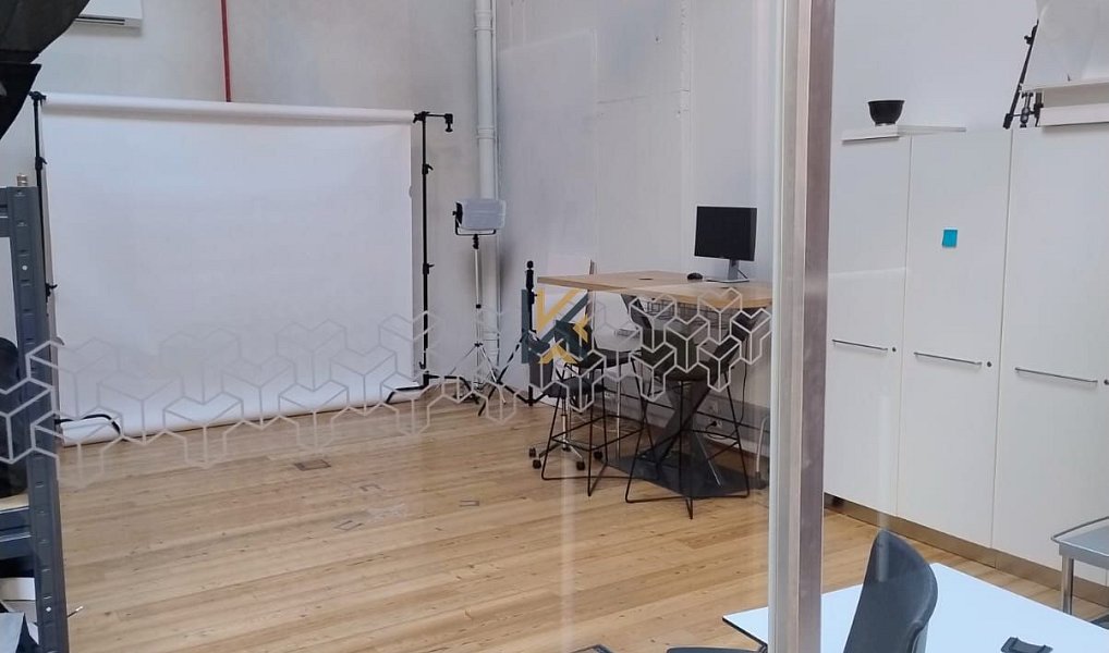 Pronájem kanceláře 595 m², Praha – náhled fotky 5