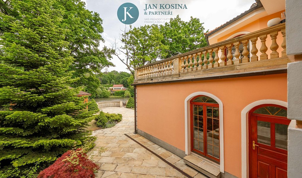 Prodej domu 236 m² s pozemkem 921 m², Hrusice – náhled fotky 43