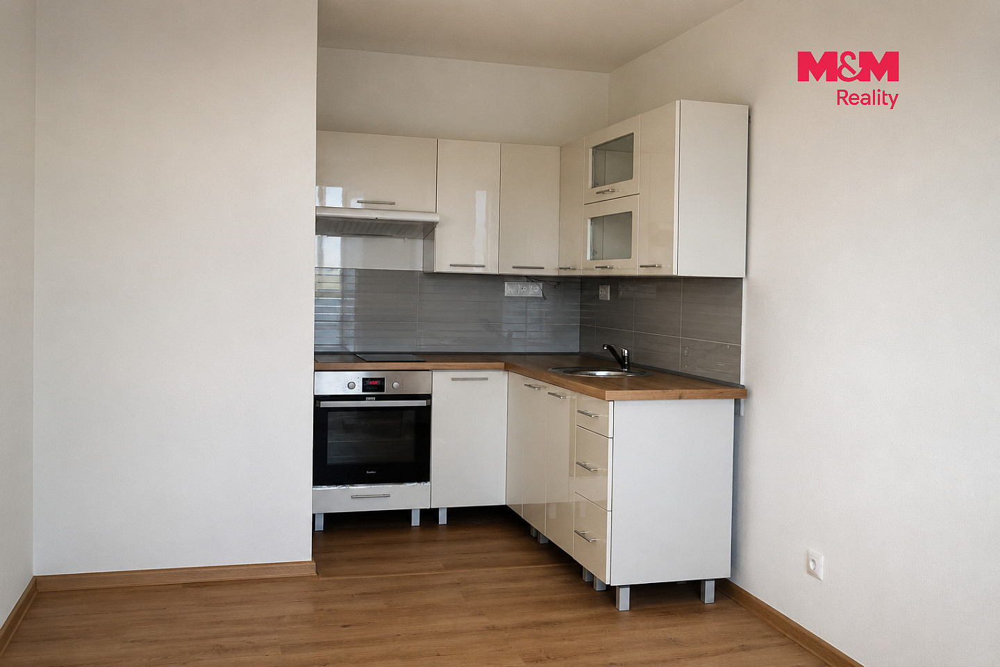 Pronájem bytu 2+kk 36 m² — photo 2