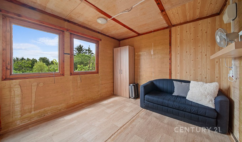 Prodej chaty/chalupy 16 m² s pozemkem 328 m², Praha – náhled fotky 15