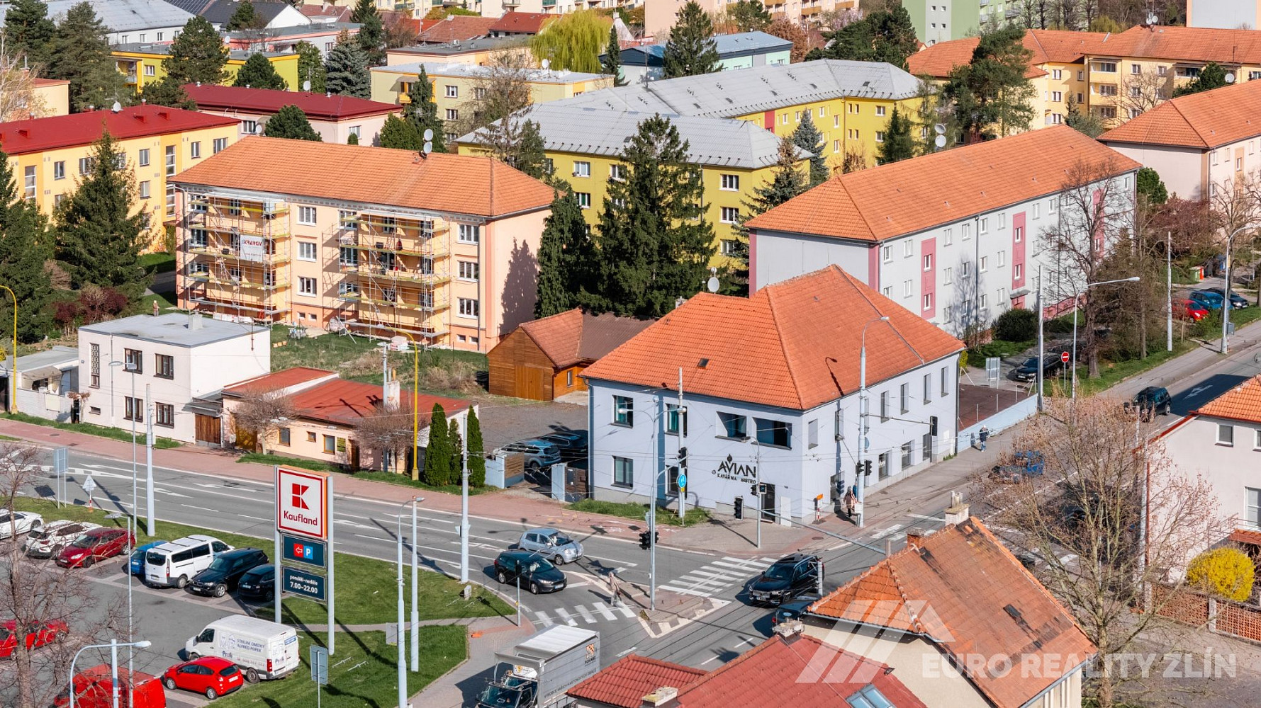 Skladovací prostory, otrokovice - dr. e. beneše