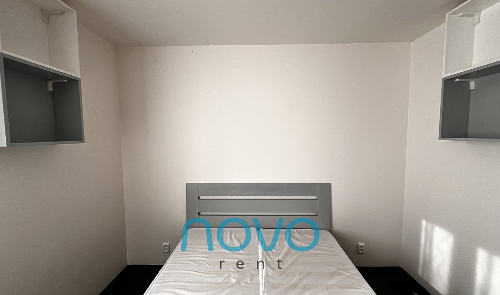Pronájem bytu 2+kk 43 m², Klecany – náhled fotky 3